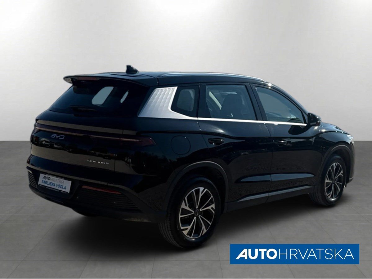 2026 BYD Sealion 5 — fotografija 6