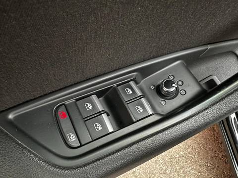 2015 Audi A4 Avant — sličica 7