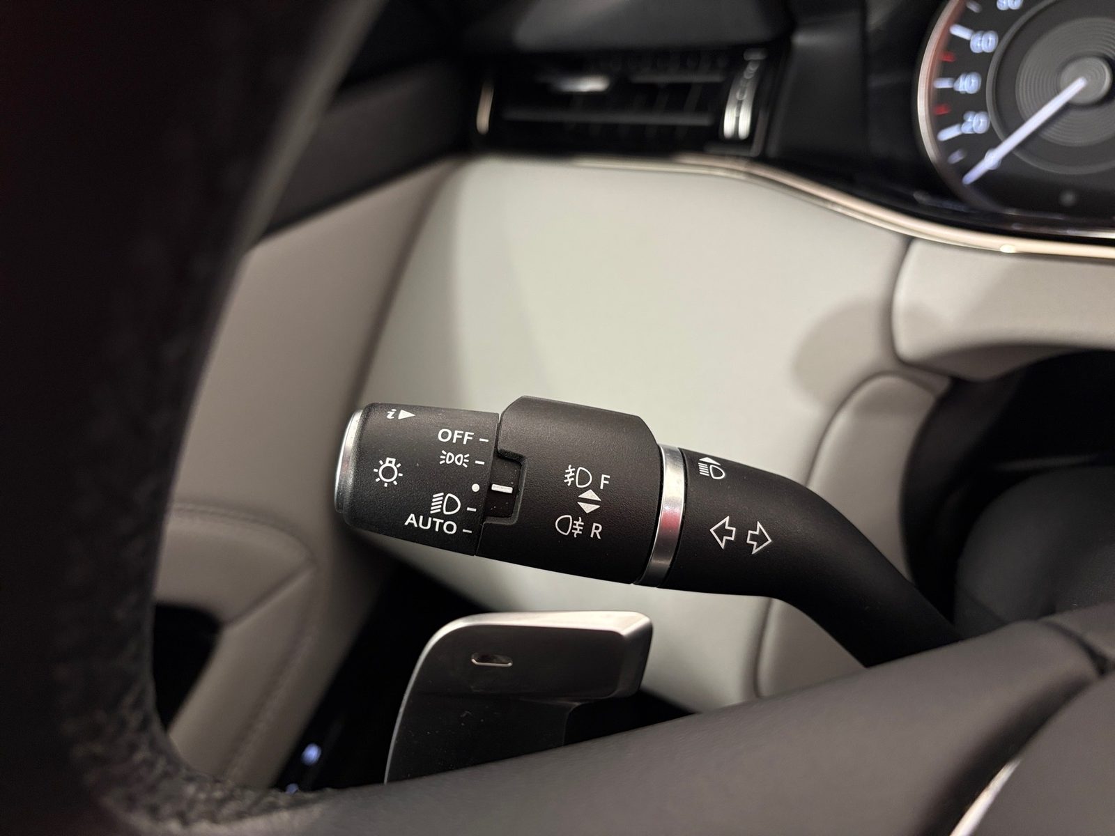2023 Land Rover Range Rover Evoque — fotografija 27