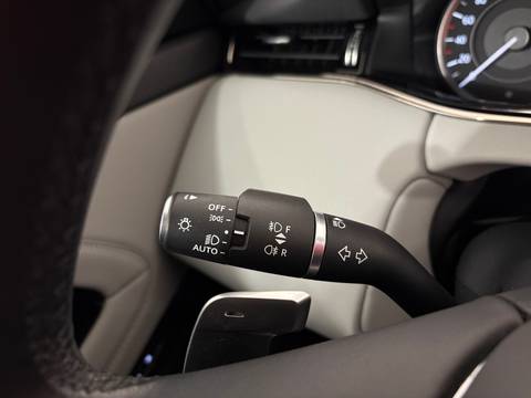 2023 Land Rover Range Rover Evoque — sličica 27