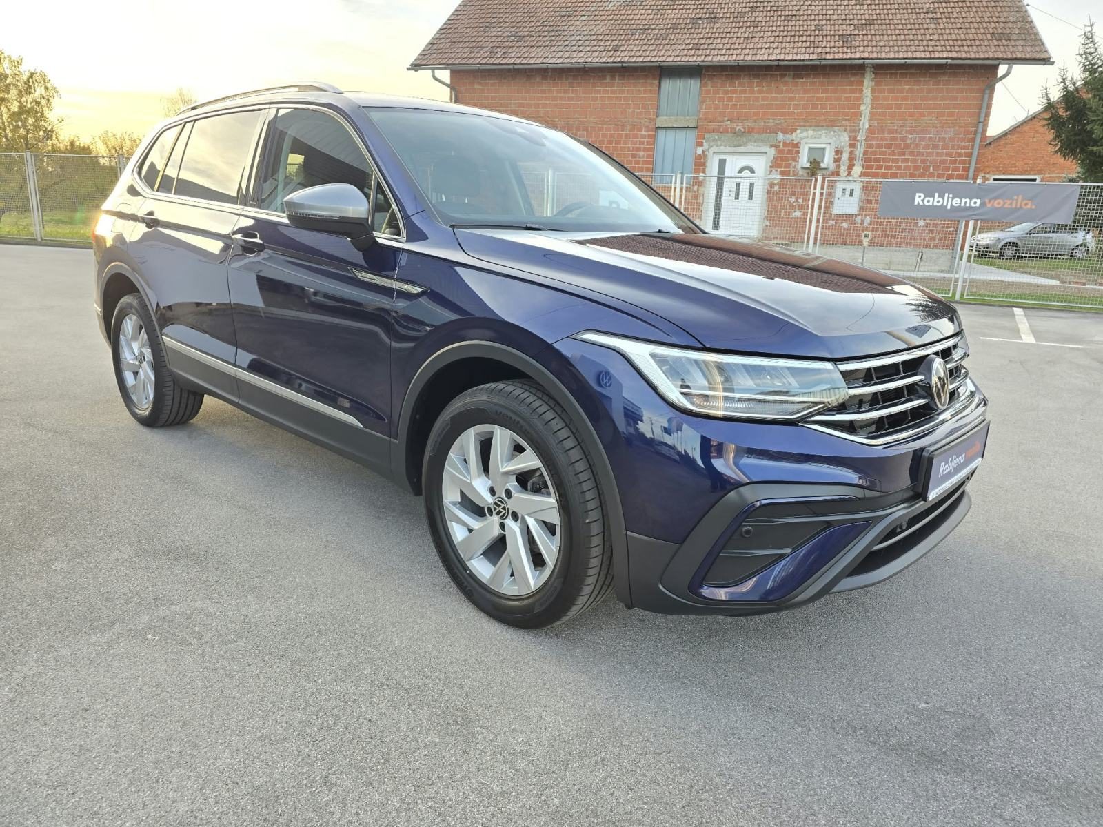 2022 Volkswagen Tiguan Allspace — fotografija 3