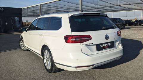 2017 Volkswagen Passat — sličica 5