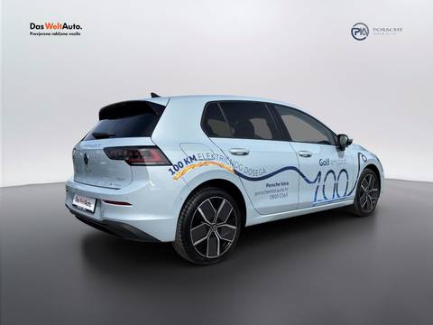 2026 Volkswagen Golf — sličica 5