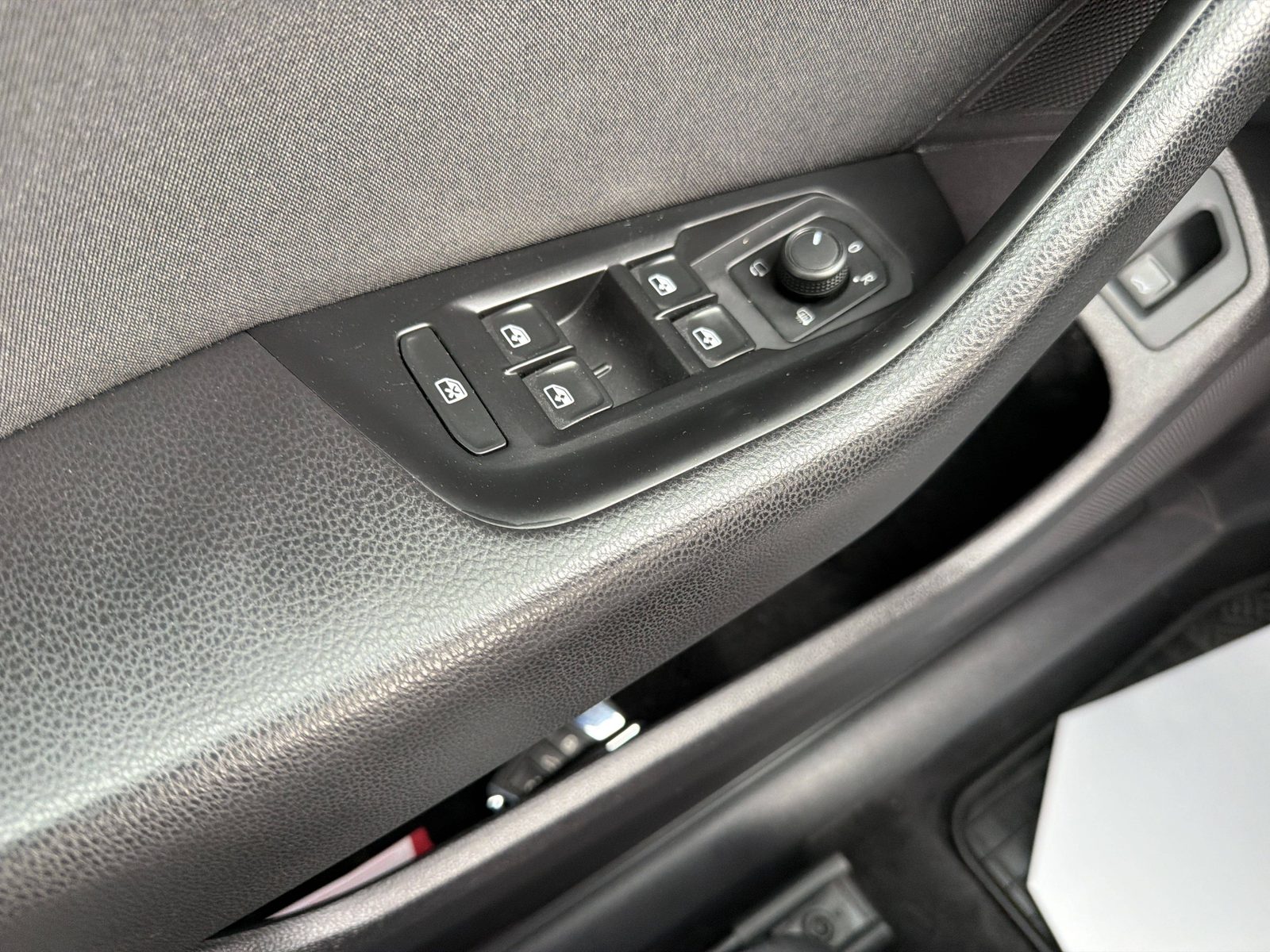 2021 Volkswagen Passat — fotografija 24