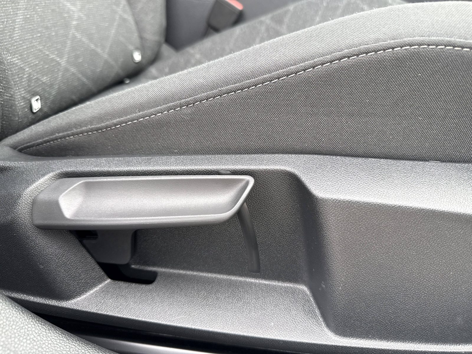 2024 Volkswagen Golf — fotografija 22
