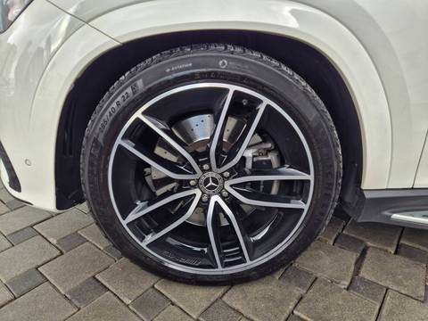 2024 Mercedes-Benz GLE — sličica 30