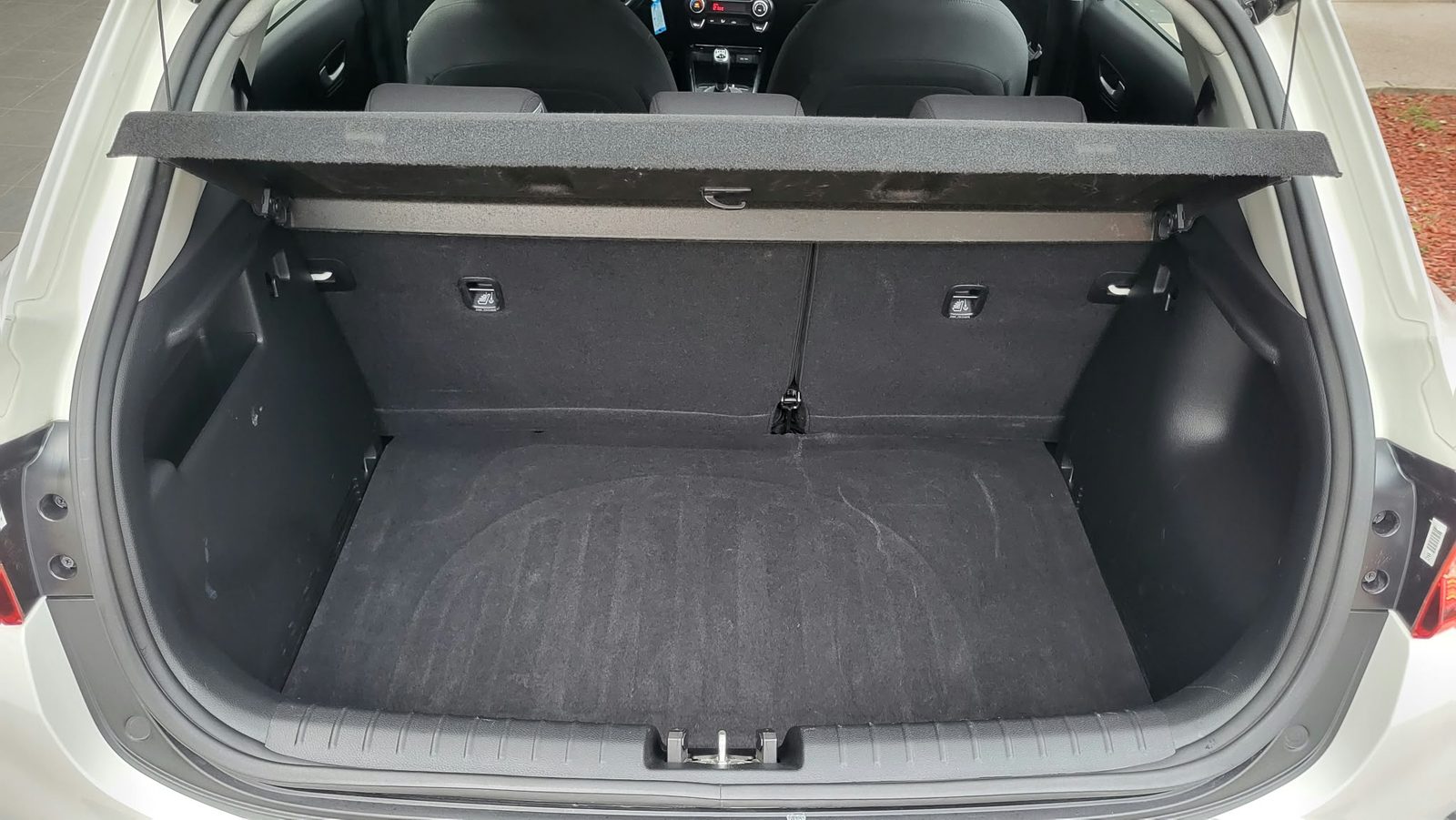 2020 Kia Stonic — fotografija 12