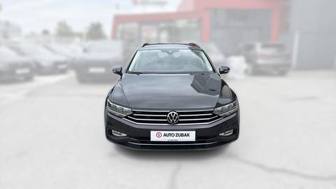 2022 Volkswagen Passat Variant — sličica 2