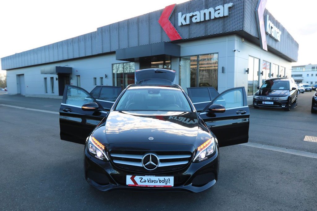 2018 Mercedes-Benz C-klasa Avantgarde — fotografija 14