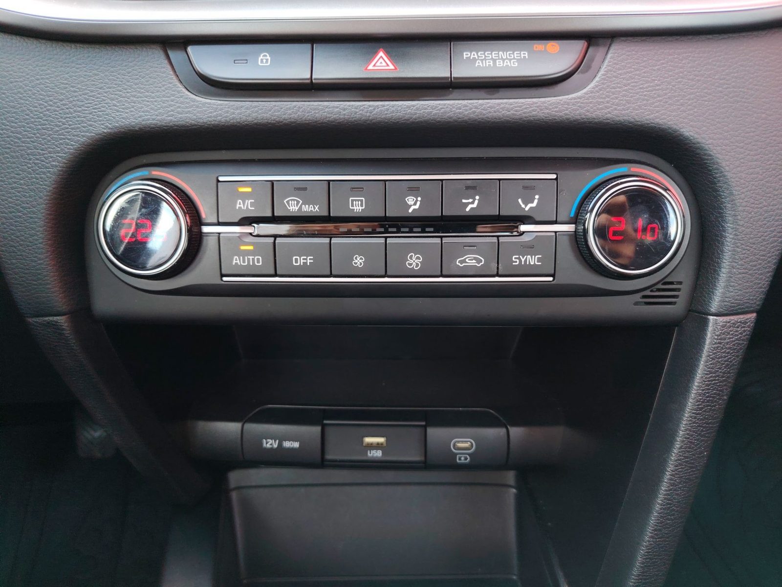 2023 Kia Ceed — fotografija 25