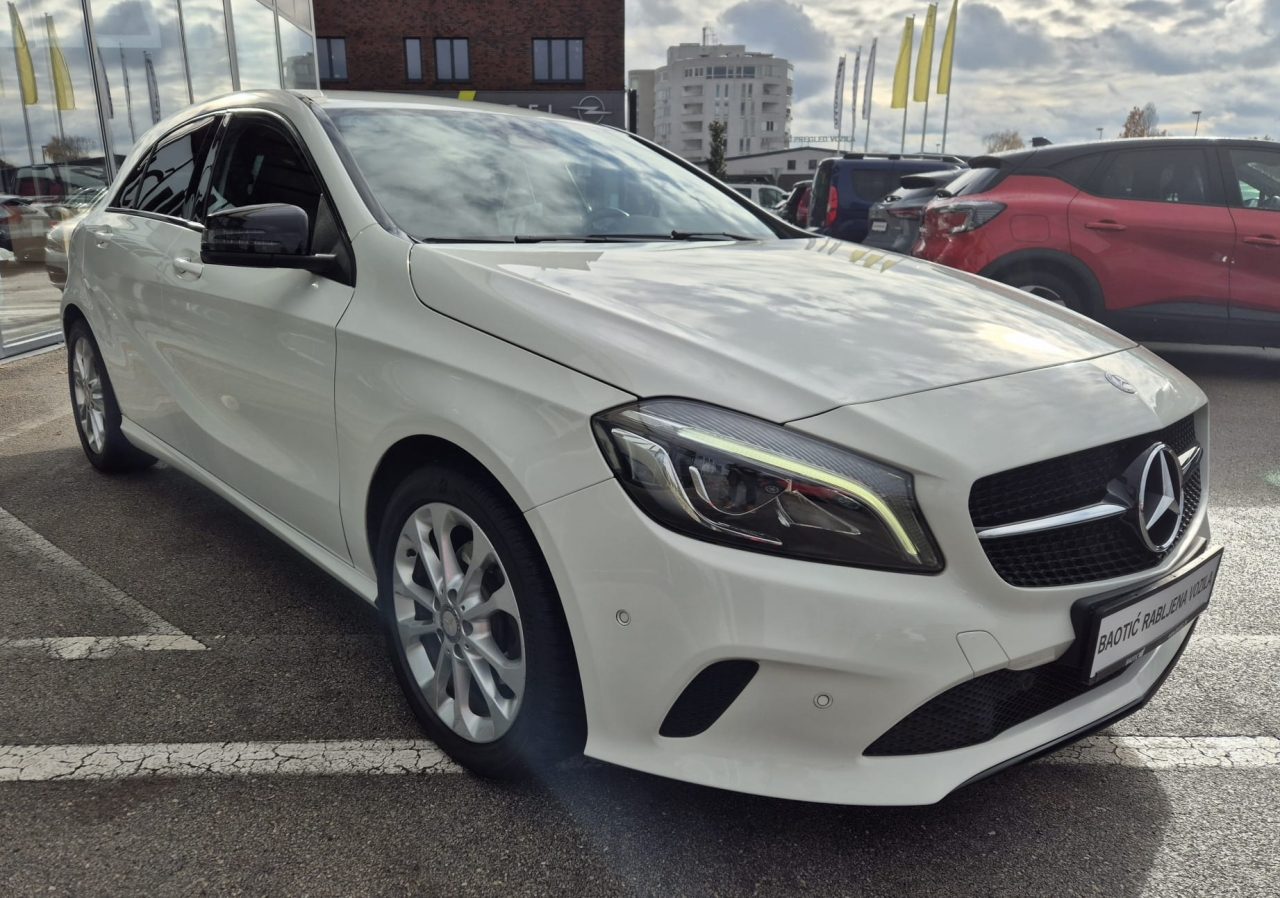 2017 Mercedes-Benz A-klasa — fotografija 4