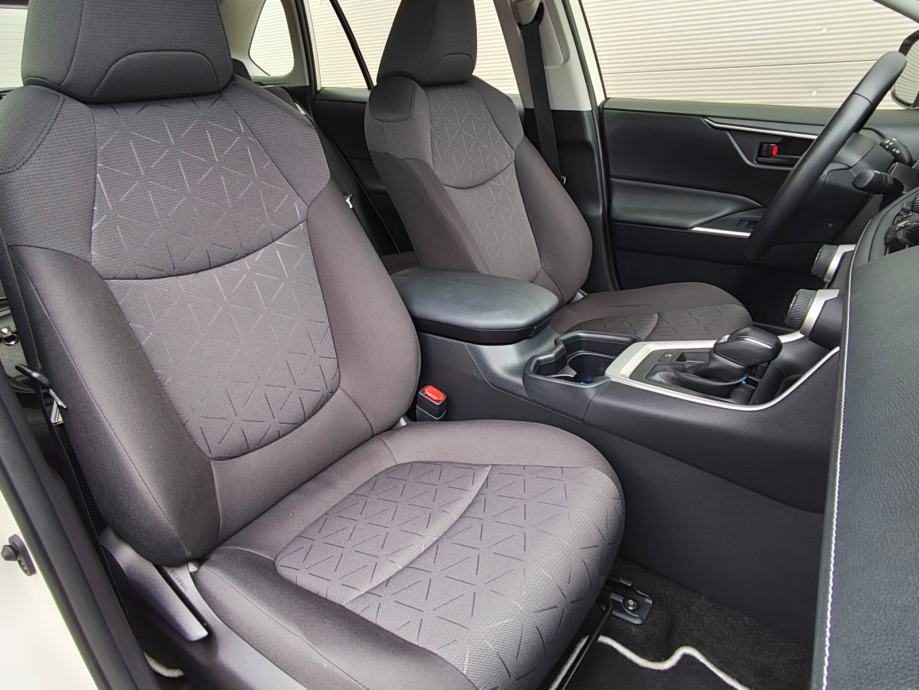 2021 Toyota RAV4 — fotografija 20