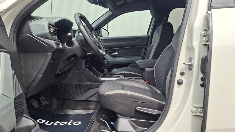 2024 Dacia Duster — fotografija 6
