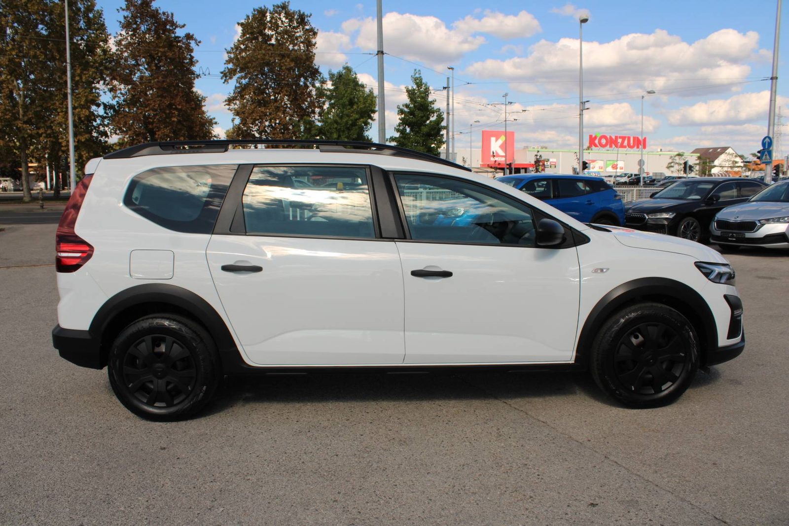 2022 Dacia Jogger — fotografija 4