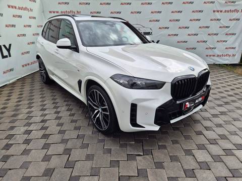 2023 BMW X5 M Sport — sličica 10