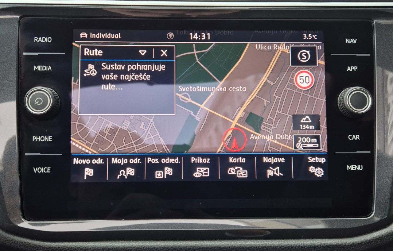 2018 Volkswagen Tiguan — fotografija 11