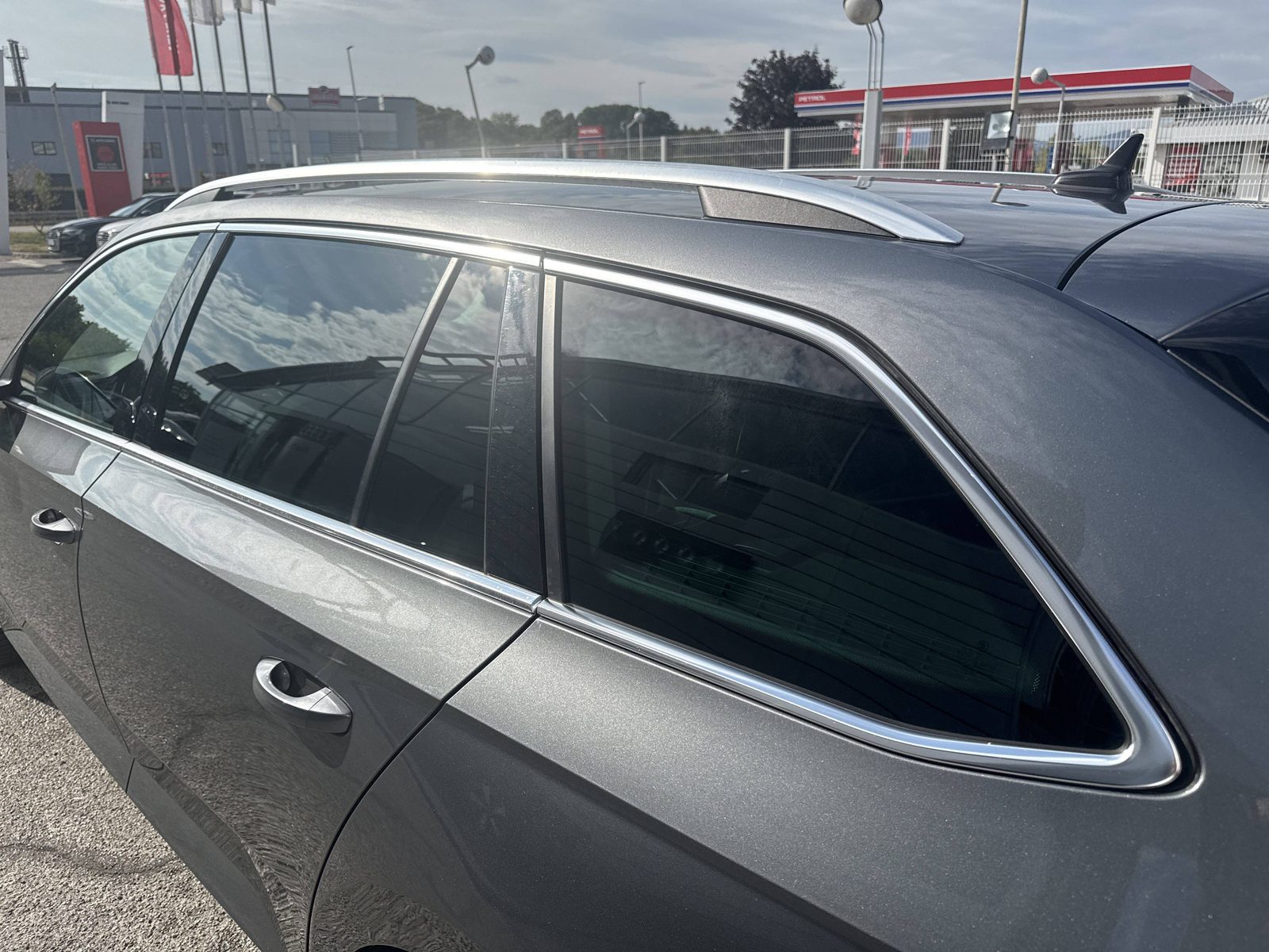 2023 Škoda Superb Combi — fotografija 15