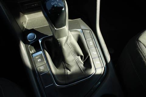 2023 Volkswagen Tiguan — sličica 18