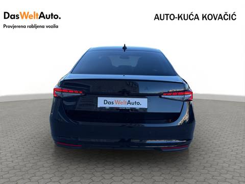 2025 Škoda Superb Sportline — sličica 4