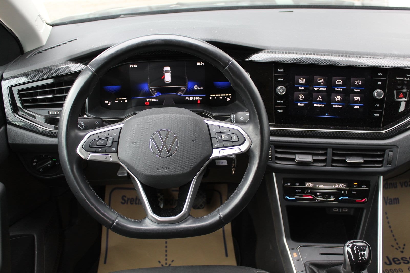 2024 Volkswagen Taigo — fotografija 10