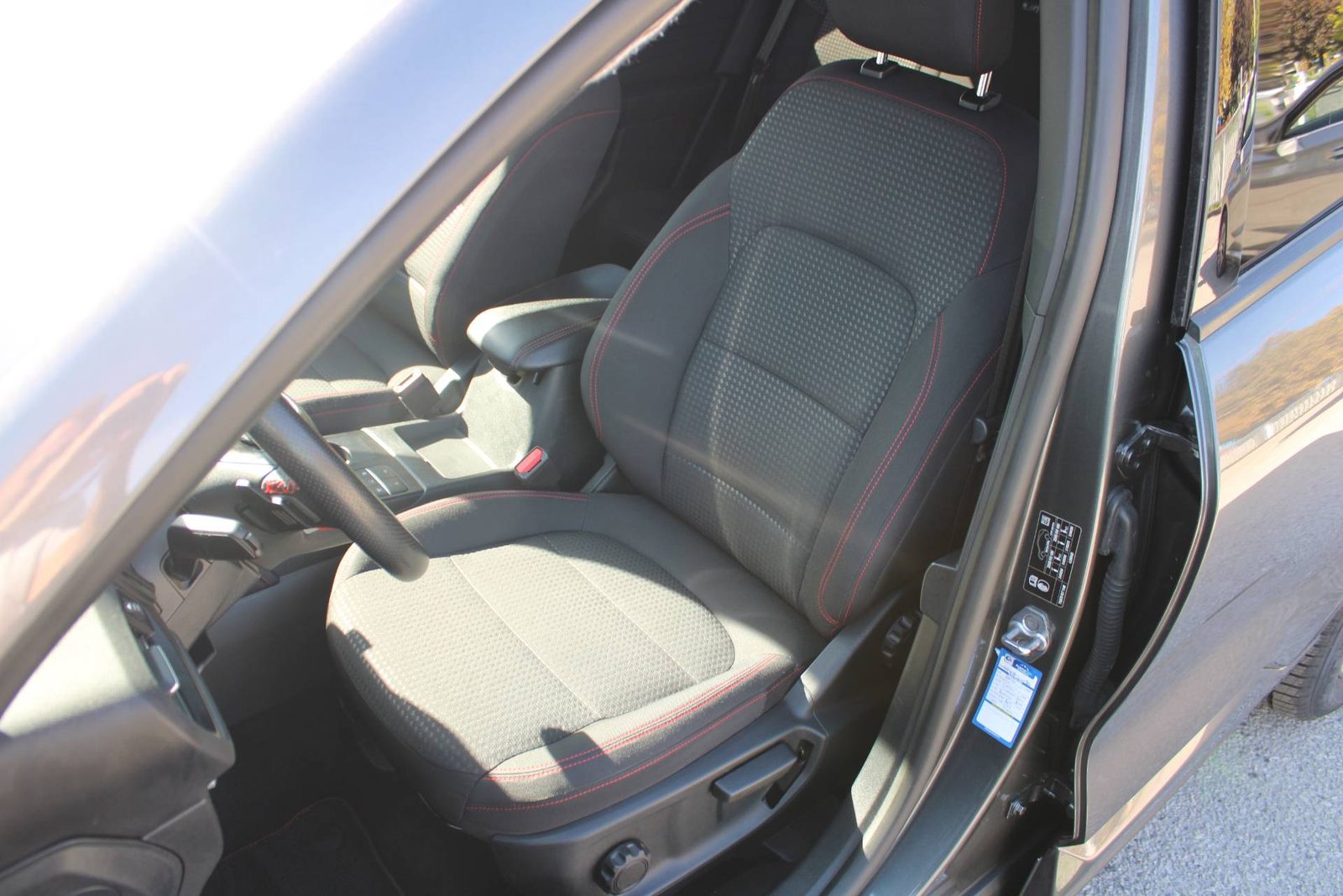 2023 Ford Kuga — fotografija 11