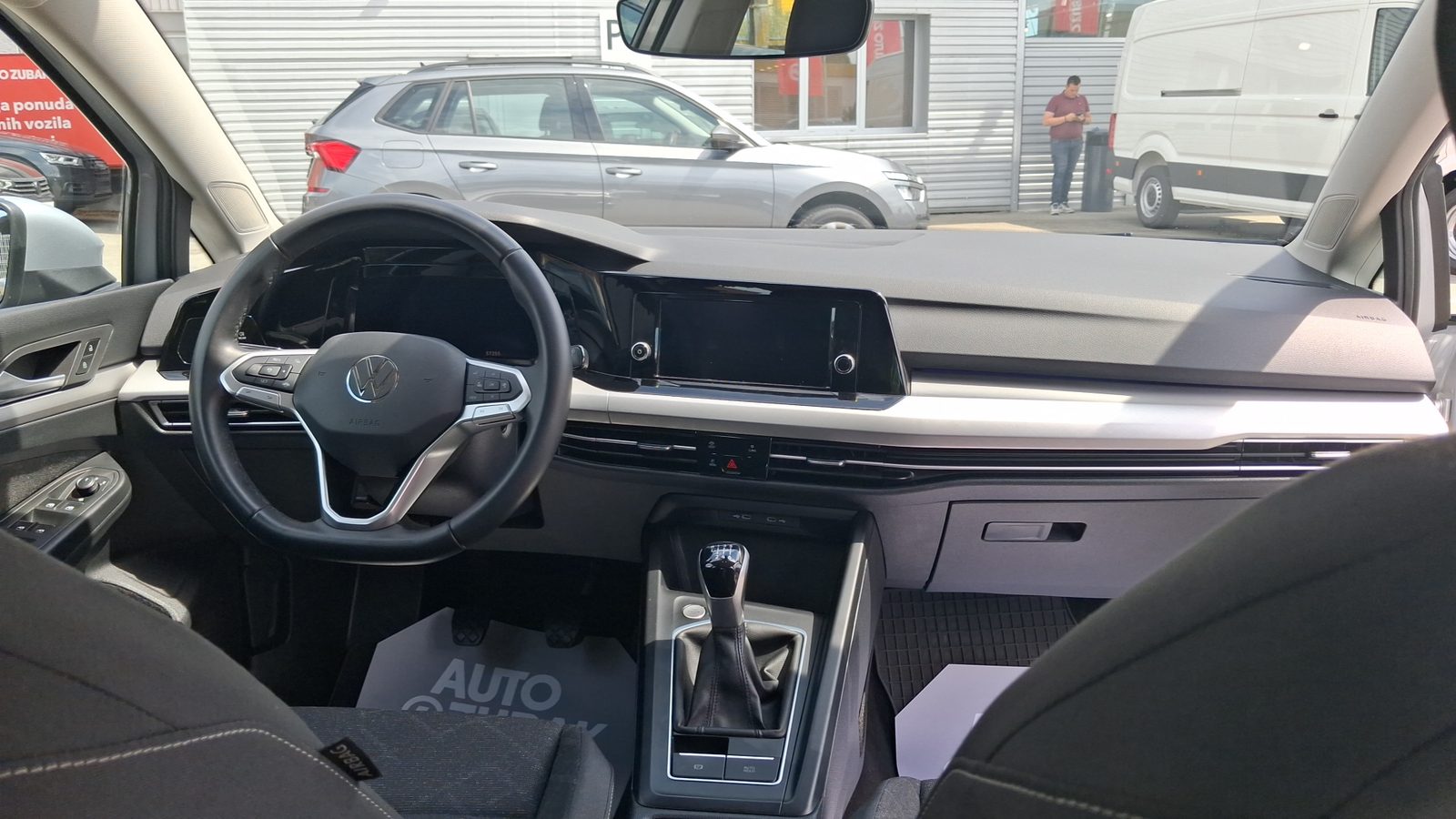 2024 Volkswagen Golf — fotografija 11