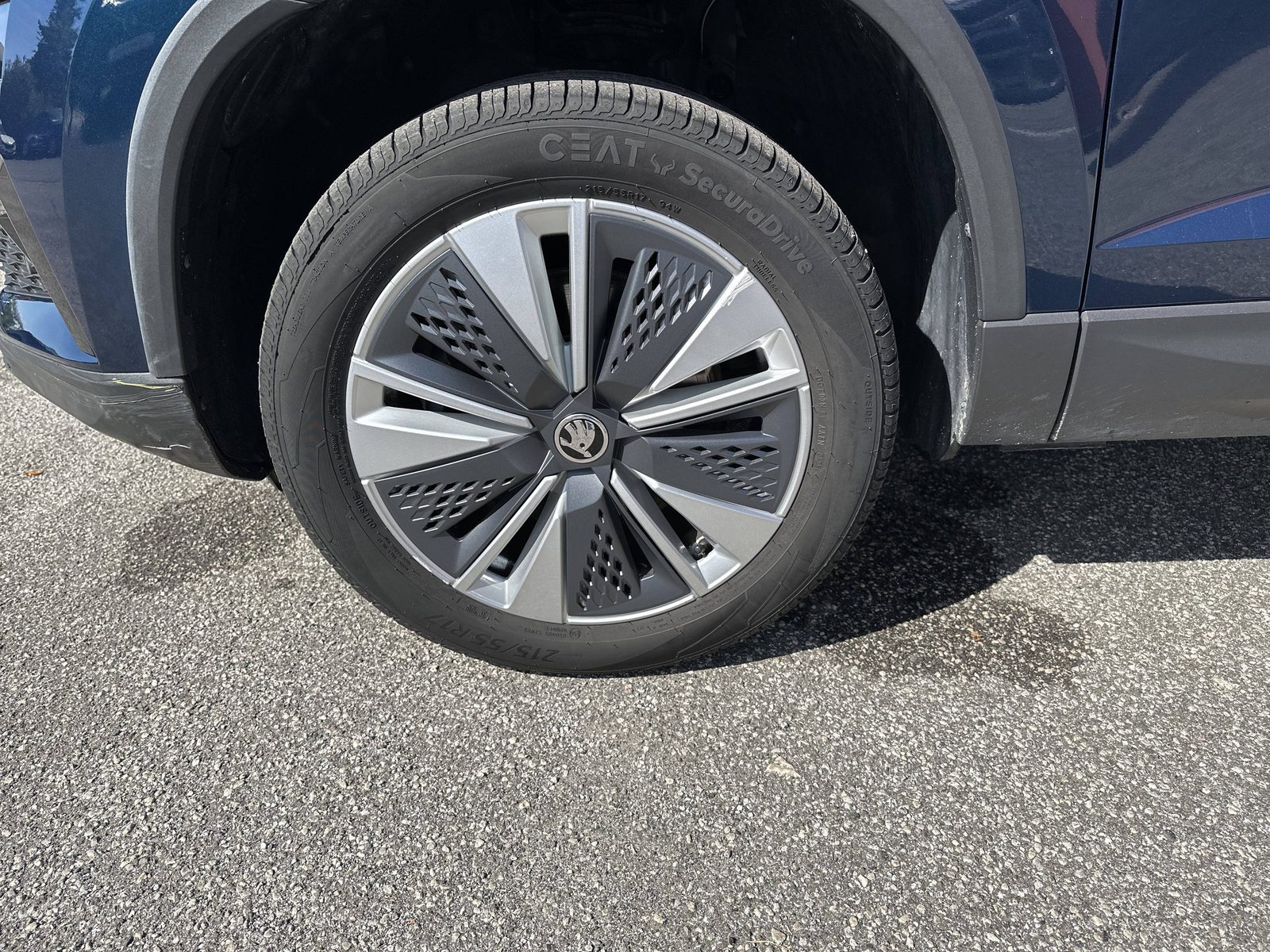 2024 Škoda Karoq — fotografija 15