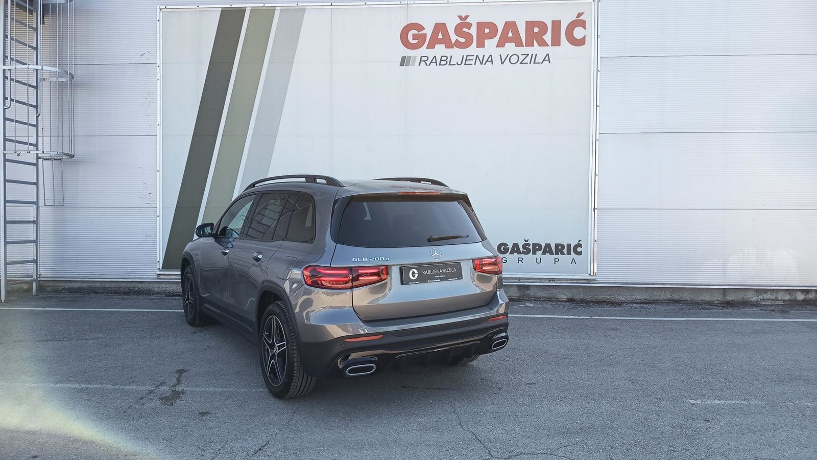 2025 Mercedes-Benz GLB — fotografija 5
