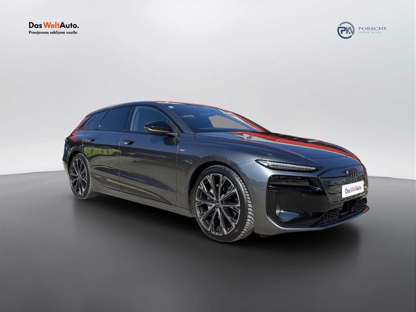 2025 Audi A6 Avant S line — fotografija 3