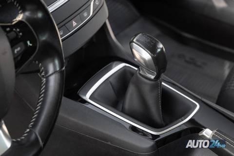 2018 Peugeot 308 Style — sličica 13