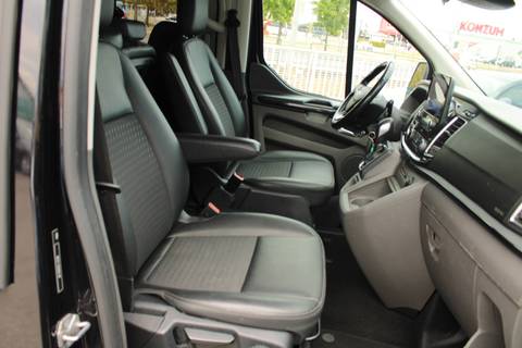 2024 Ford Tourneo — sličica 13