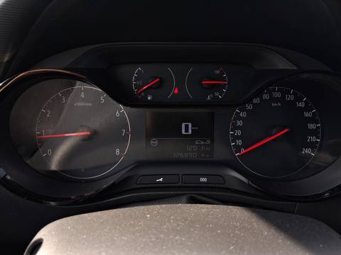 2020 Opel Crossland X — sličica 11