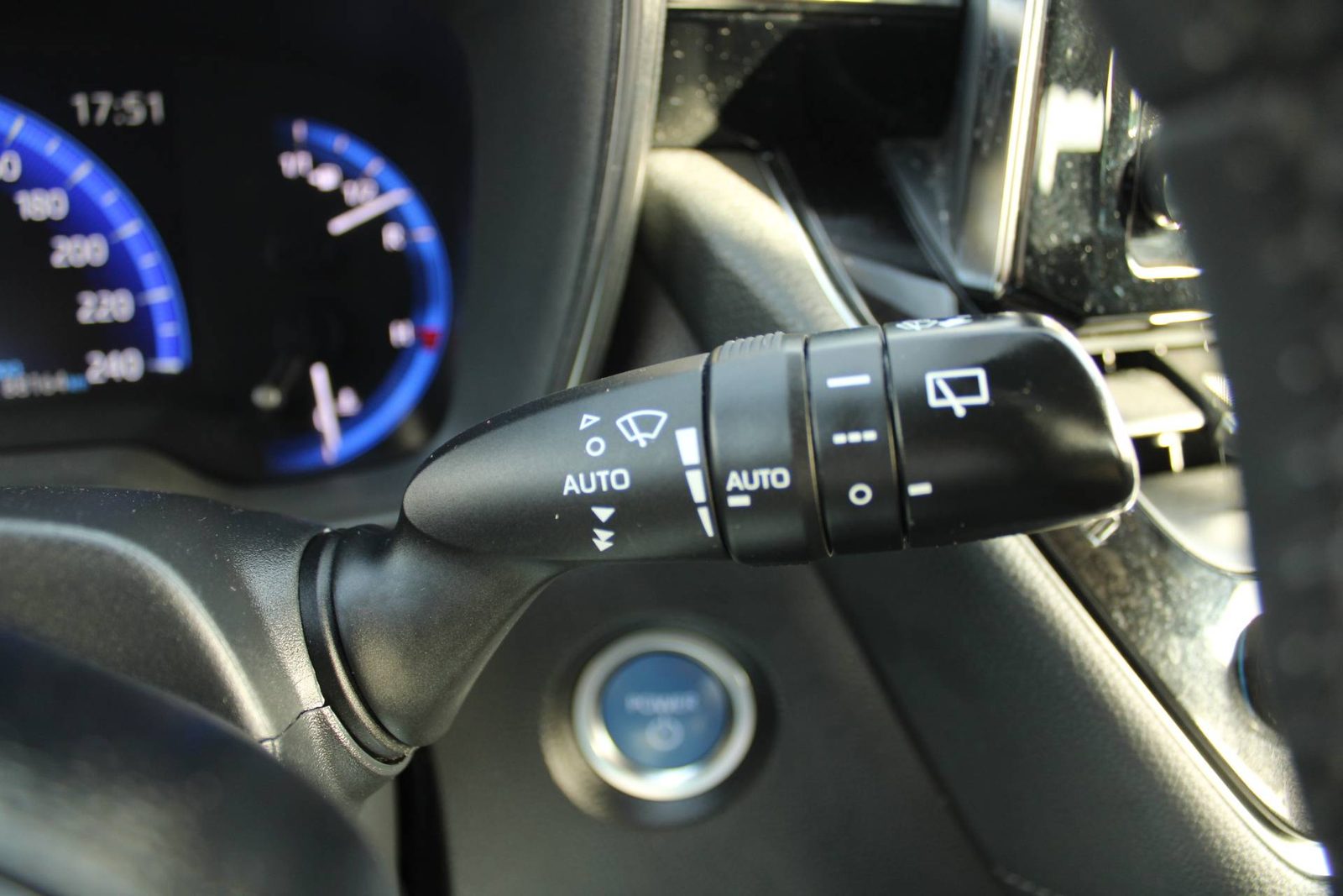 2021 Toyota Corolla — fotografija 17