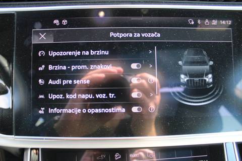 2024 Audi Q8 — sličica 21
