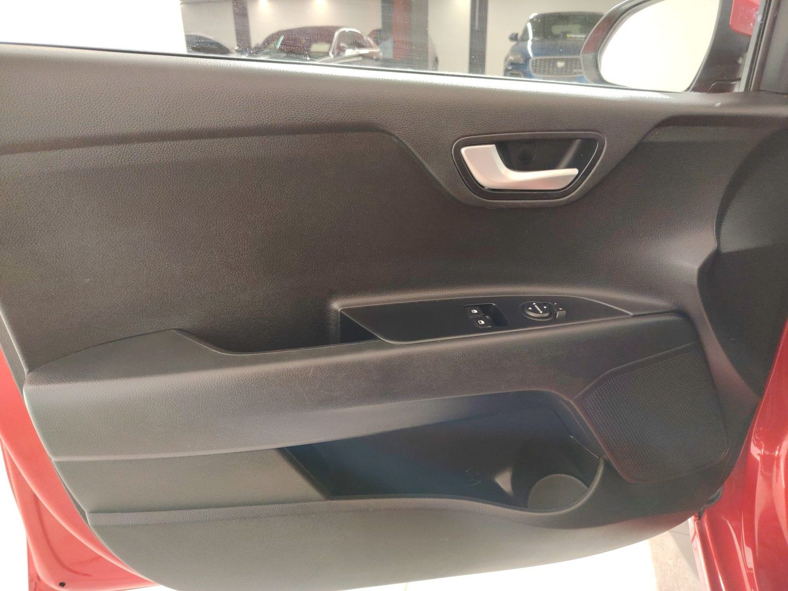 2022 Kia Rio — fotografija 14