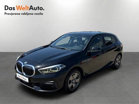 2022 BMW Serija 1