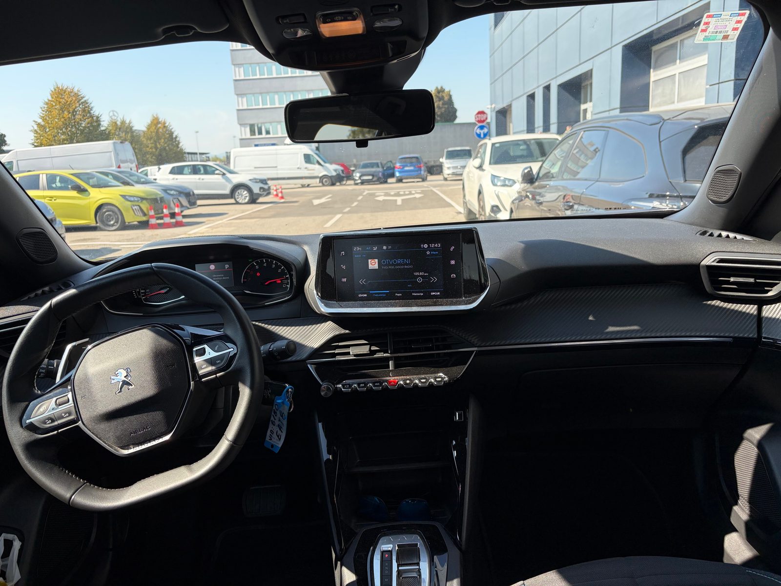 2023 Peugeot 2008 — fotografija 6
