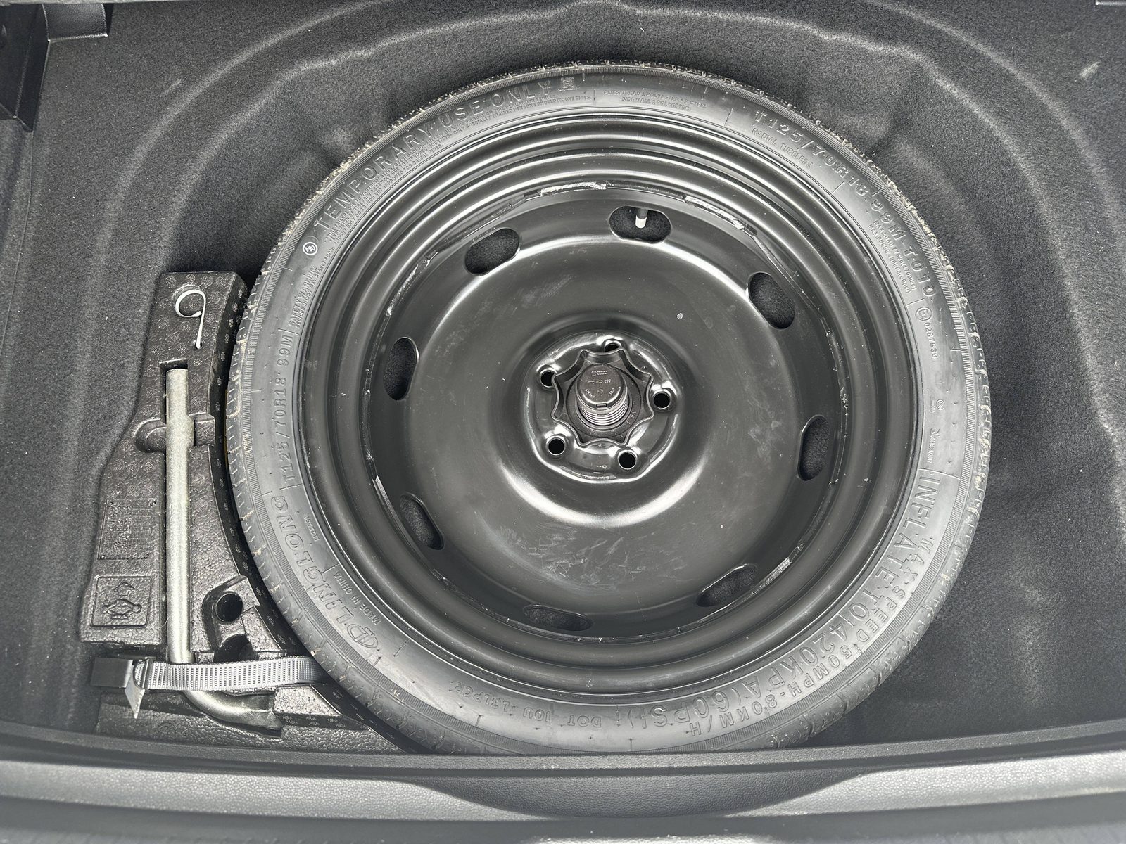 2024 Volkswagen Golf — fotografija 18