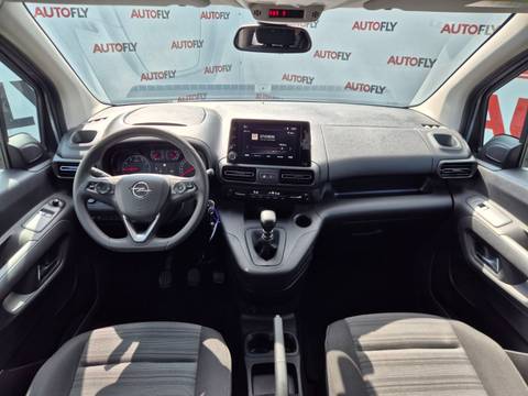 2022 Opel Combo — sličica 12