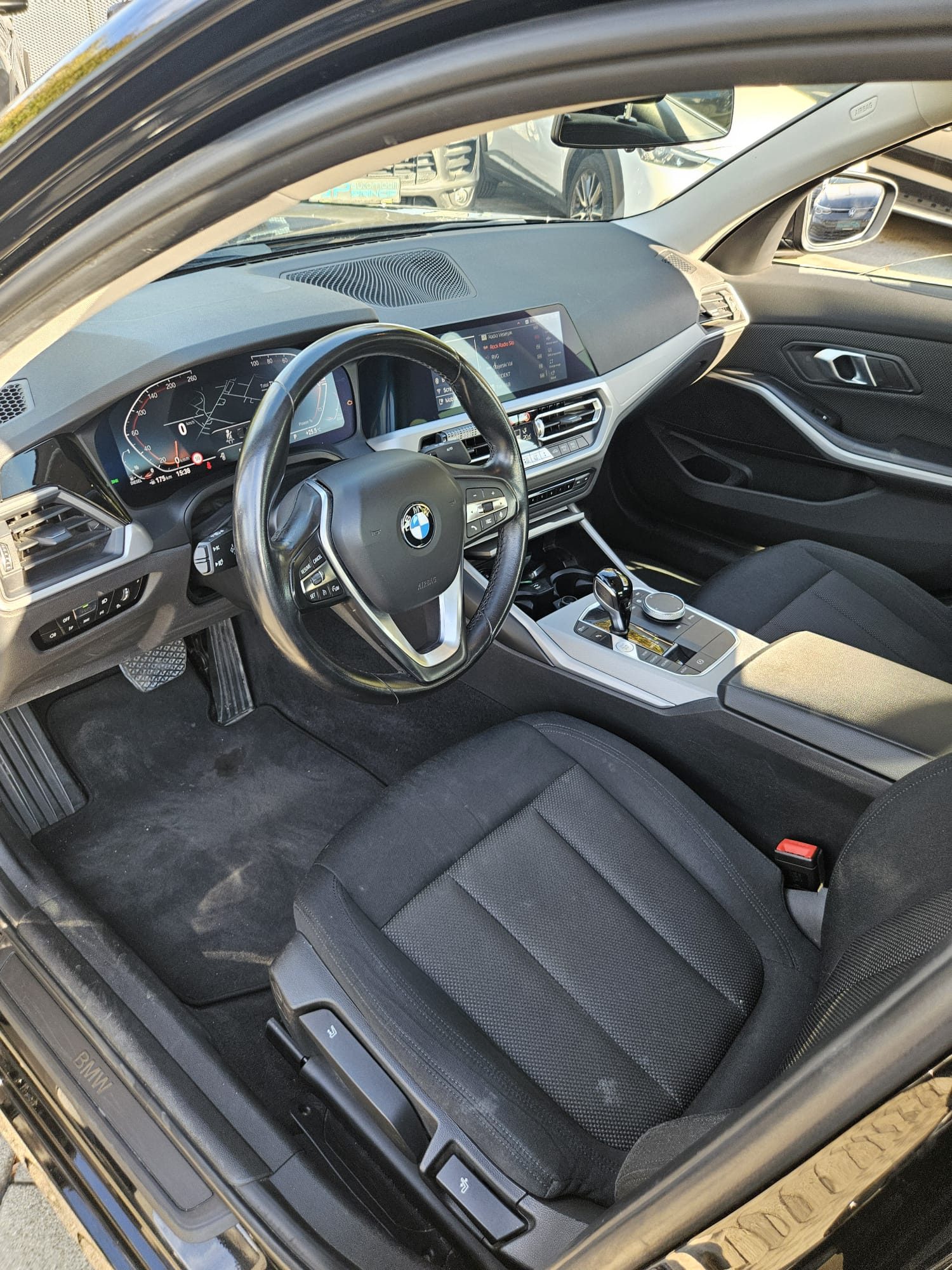 2021 BMW Serija 3 — fotografija 9