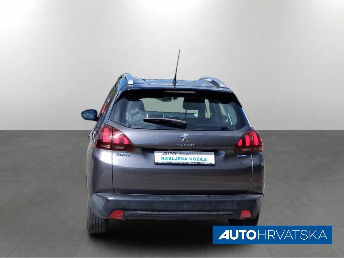 2017 Peugeot 2008 — fotografija 8