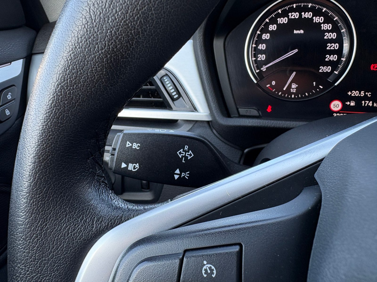 2020 BMW X1 — fotografija 25