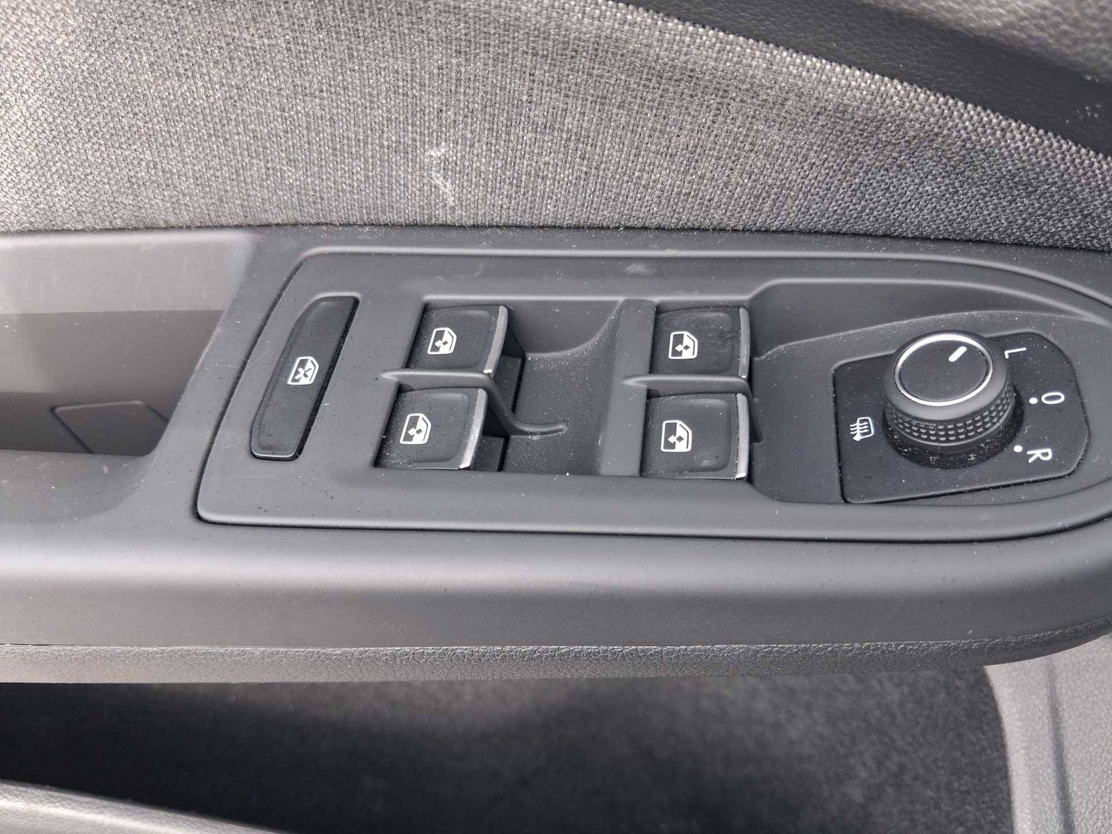 2024 Volkswagen Golf — fotografija 25