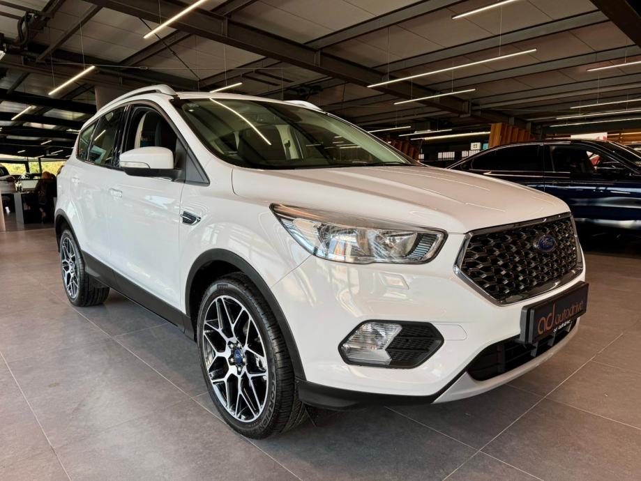 2018 Ford Kuga — fotografija 10