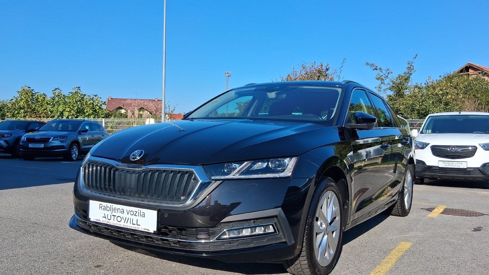 2023 Škoda Octavia — fotografija 3