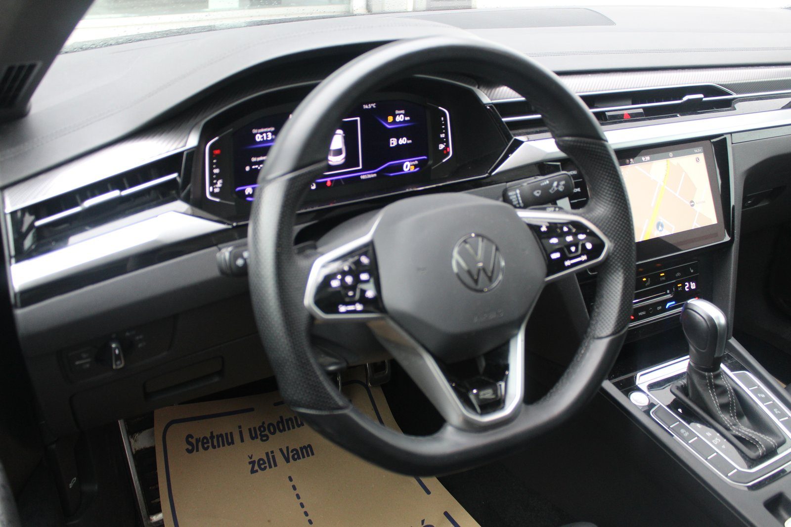 2022 Volkswagen Arteon R-Line — fotografija 9