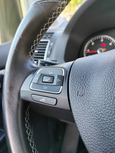 2014 Volkswagen Touran — sličica 11