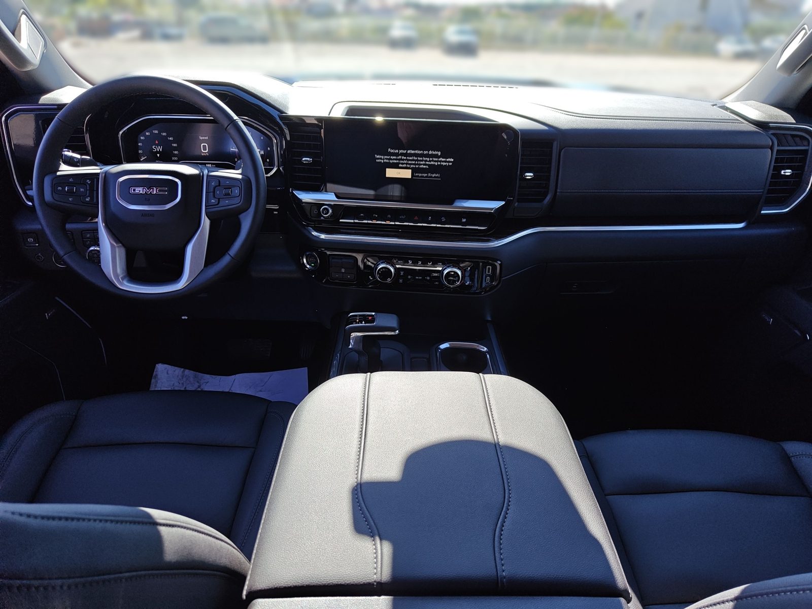 2025 GMC Sierra — fotografija 20