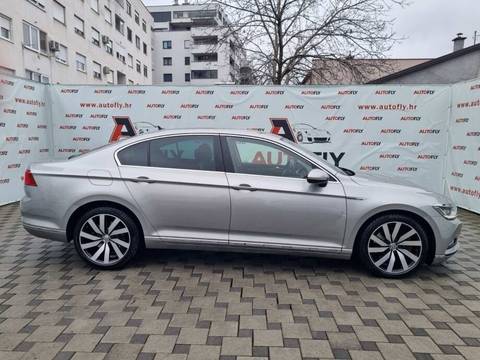 2015 Volkswagen Passat Highline — sličica 5