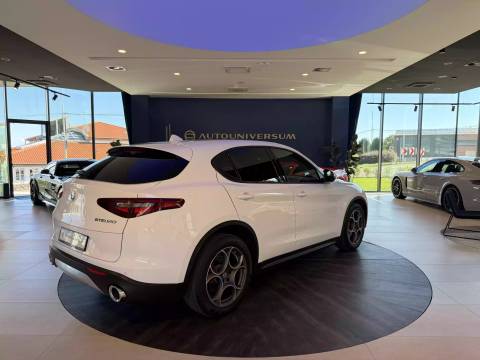 2018 Alfa Romeo Stelvio — sličica 7